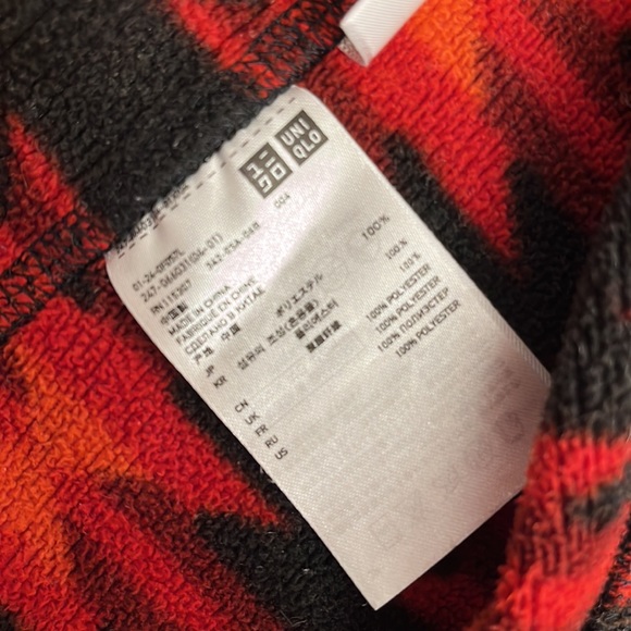 Uniqlo Micro Fleece Sweater - Picture 7 of 9